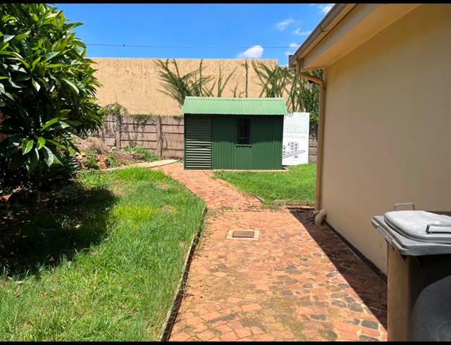 3 BEDROOM HOUSE FOR SALE IN EAST LYNNE